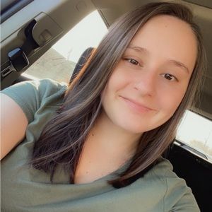 Meet your Posher, Sira